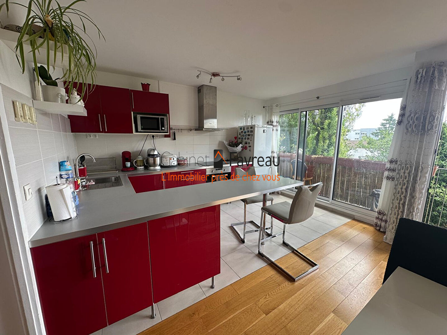 Photo 94240 - L HAY LES ROSES - APPARTEMENT - 4 PIECES - 74m2 - BALCON - PARKING - CALME image 4/6