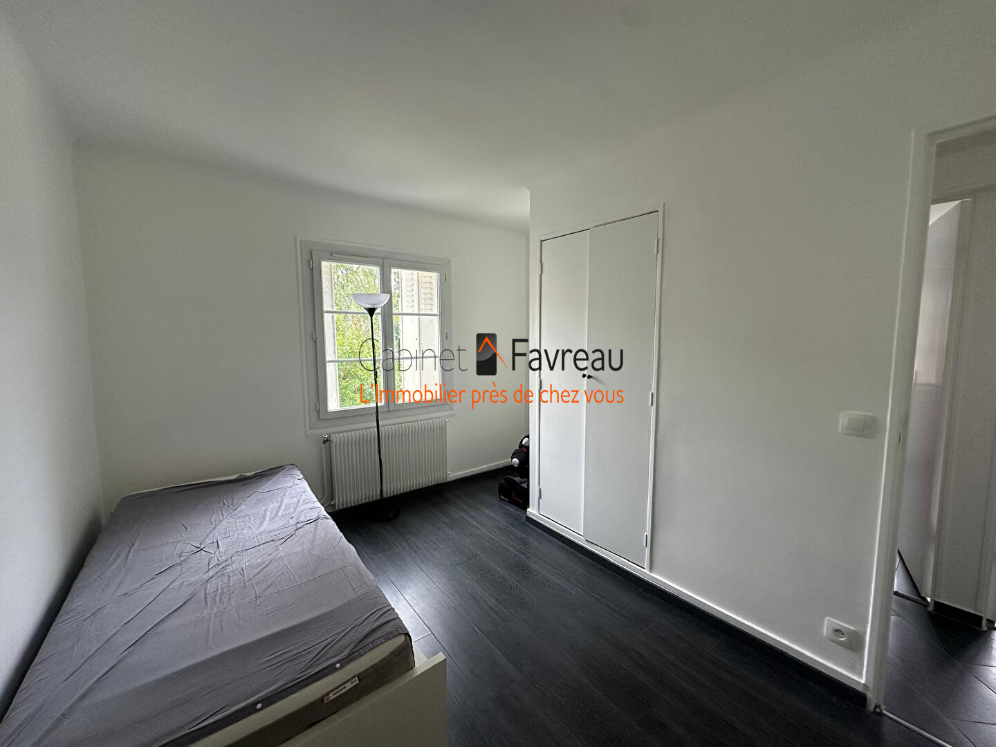 Photo CHEVILLY-LARUE - CENTRE  VILLE - PROCHE METRO 14 - 66m² - APPARTEMENT 4 PIECES image 6/6