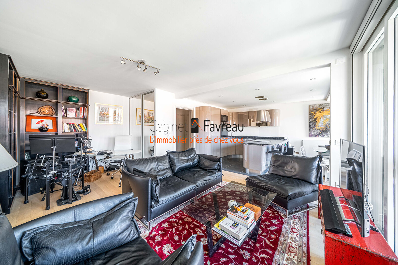 Photo EXCLUSIVITÉ ! Grand 2/3 pièces - Lumineux  - Paris 14ème - Secteur Didot image 2/6