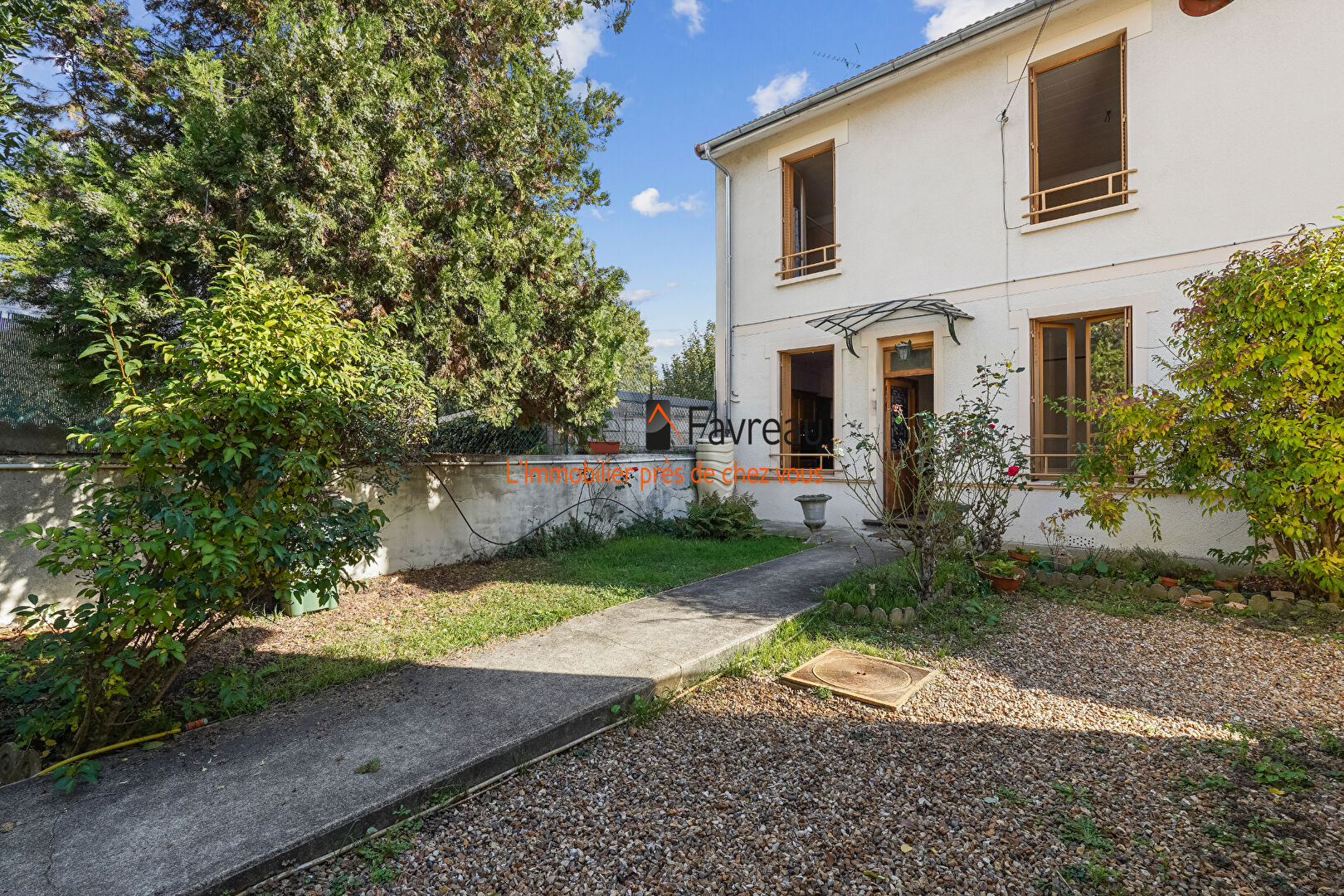 Malakoff, Maison avec dépendance et jardin, à rénover