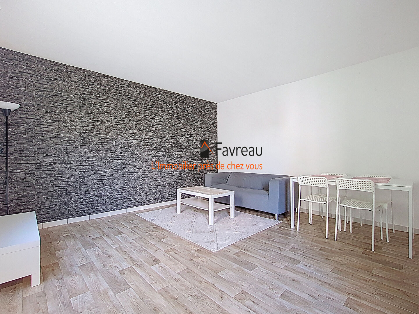 Photo ORLY - TERRASSES-CALMETTES - Appartement 3 pièces de 63.39 m² avec balcon et deux places de parking image 2/6