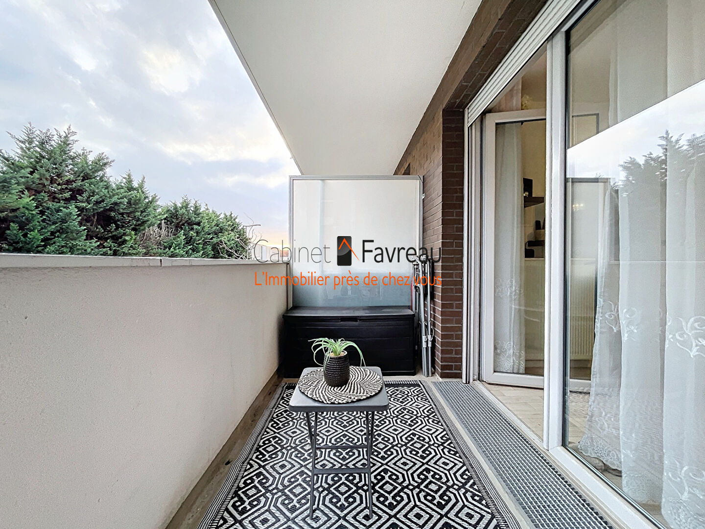 Photo Appartement de 2 pièces à Choisy Le Roi , exposé plein SUD avec balcon et place de parking en sous-sol image 6/6