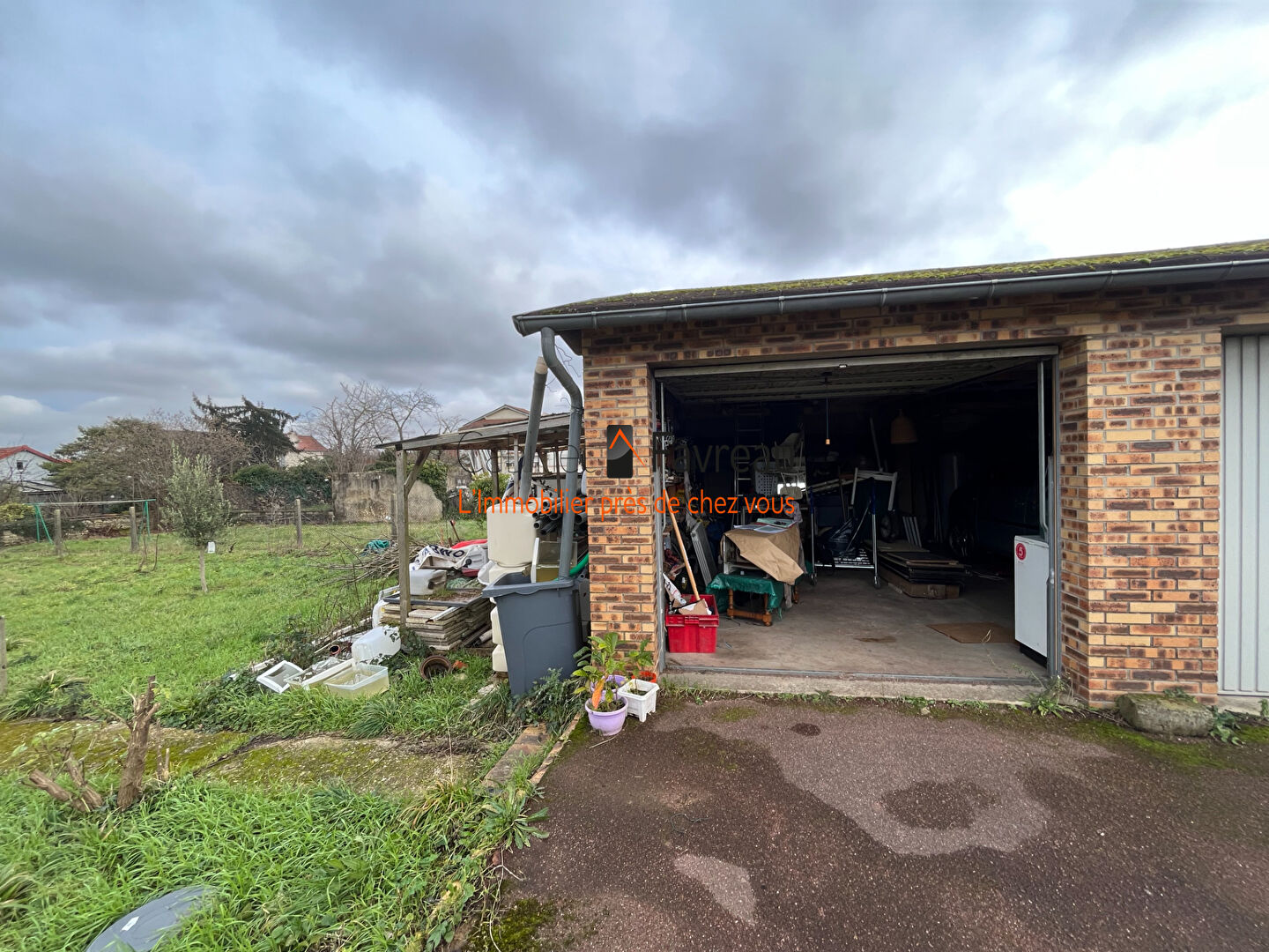 Terrain Constructible Orly de 260 m² proche RER C et metro 14