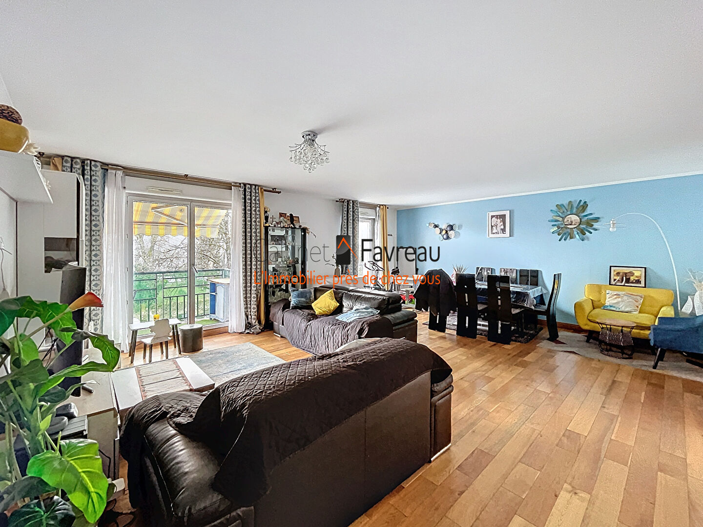 Quartier Saint Louis - Appartement 5 pièces - 2 Balcons et 2 Box