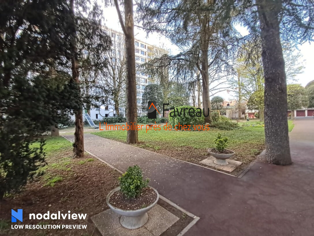 Louis Aragon Métro 7 / 15  - 3p - Balcon - Sans vis à vis