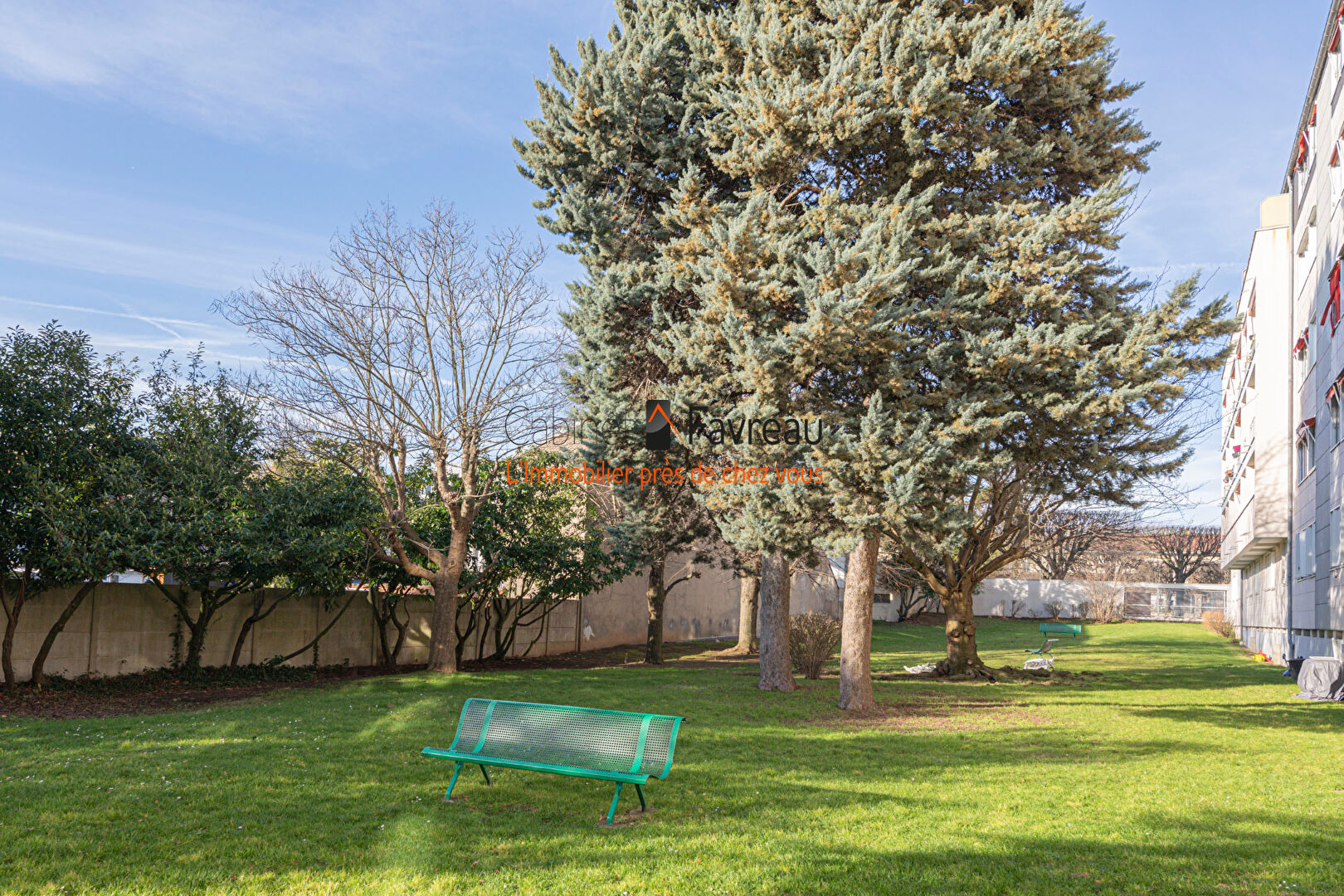 Appartement  4P - Dernier étage - Louis Aragon Métro 7/15