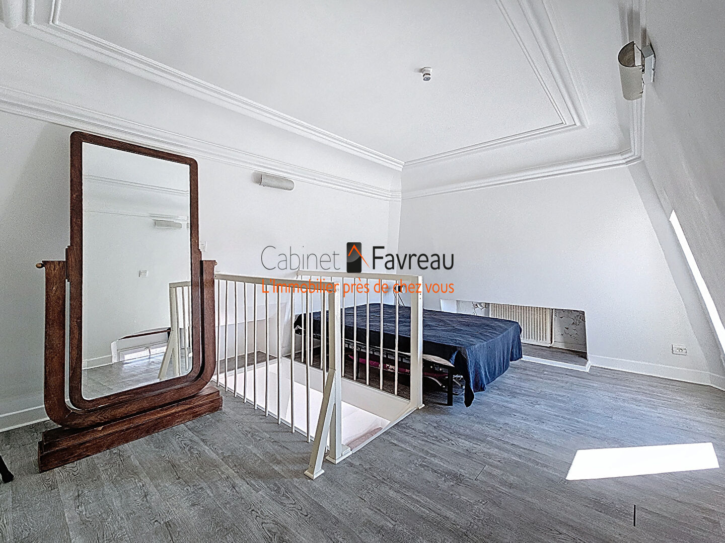 Photo VITRY-SUR-SEINE - CENTRE-GARE - 2 PIÈCES EN DUPLEX AVEC PARKING image 5/6