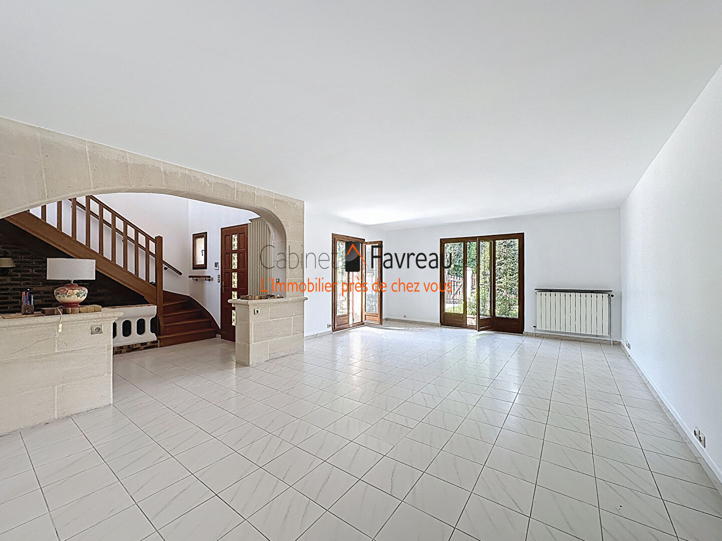 VITRY-SUR-SEINE - LE PLATEAU - 10 MIN TRAMWAY 9- MAISON 5 PIÈCES AVEC JARDIN, SOUS-SOL TOTAL ET GARAGE.