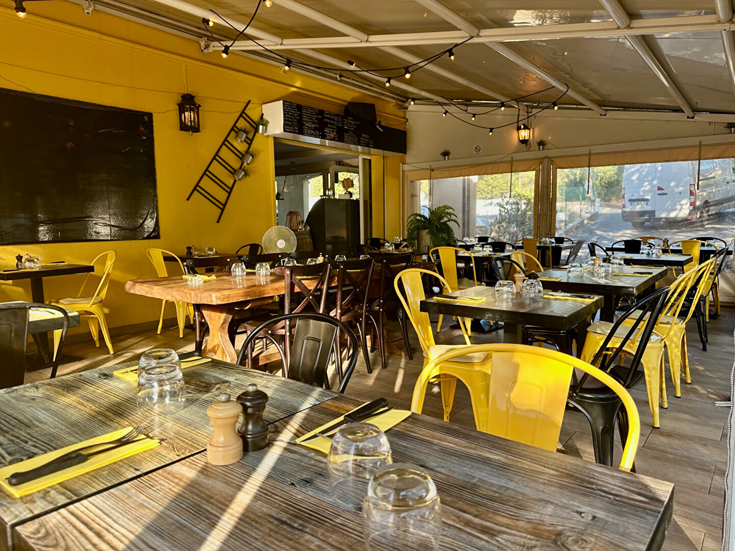 Photo Fonds de commerce à céder - Restaurant + local image 5/6