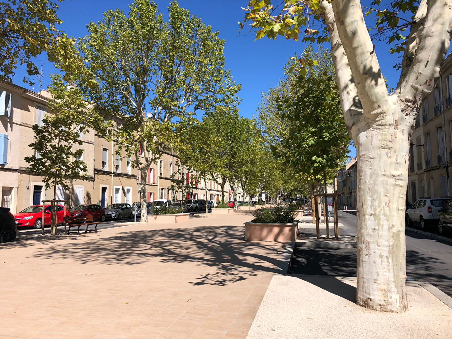 APPARTEMENT RENOVE PERTUIS - 3 pièce(s) - 70 m2