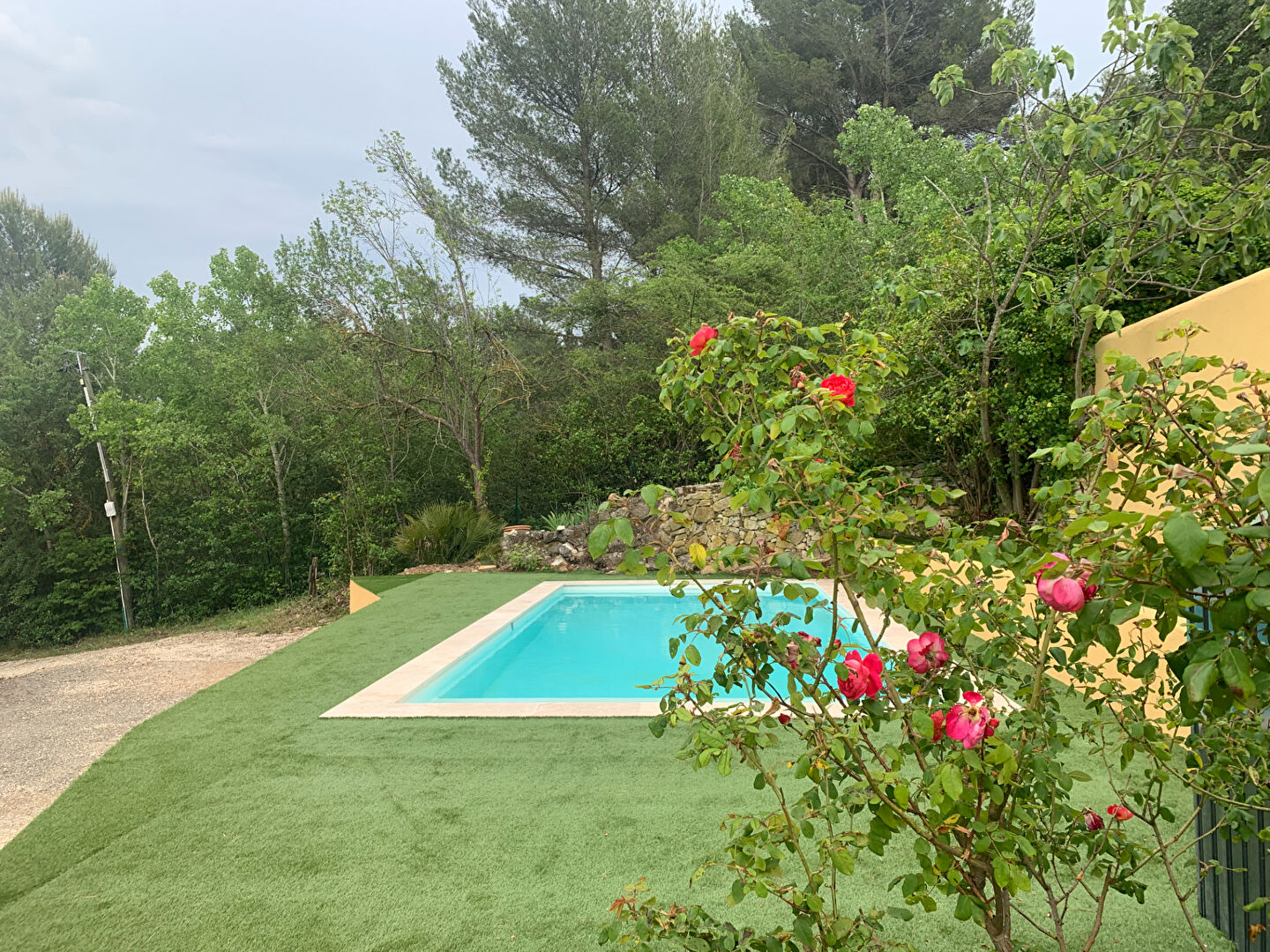 Photo Mas 160 m² avec piscine et dépendances  75m² Ventabren image 3/6