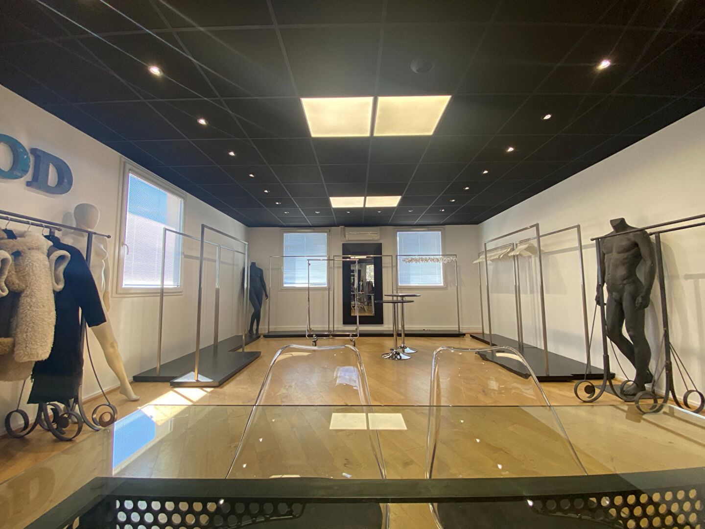 Photo Bureaux 135 m2 pôle d'activités Eguilles image 2/6