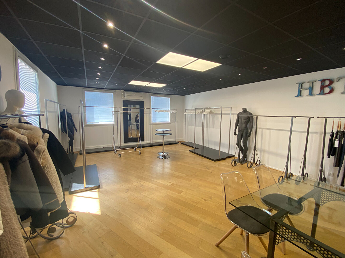 Photo Bureaux 135 m2 pôle d'activités Eguilles image 3/6