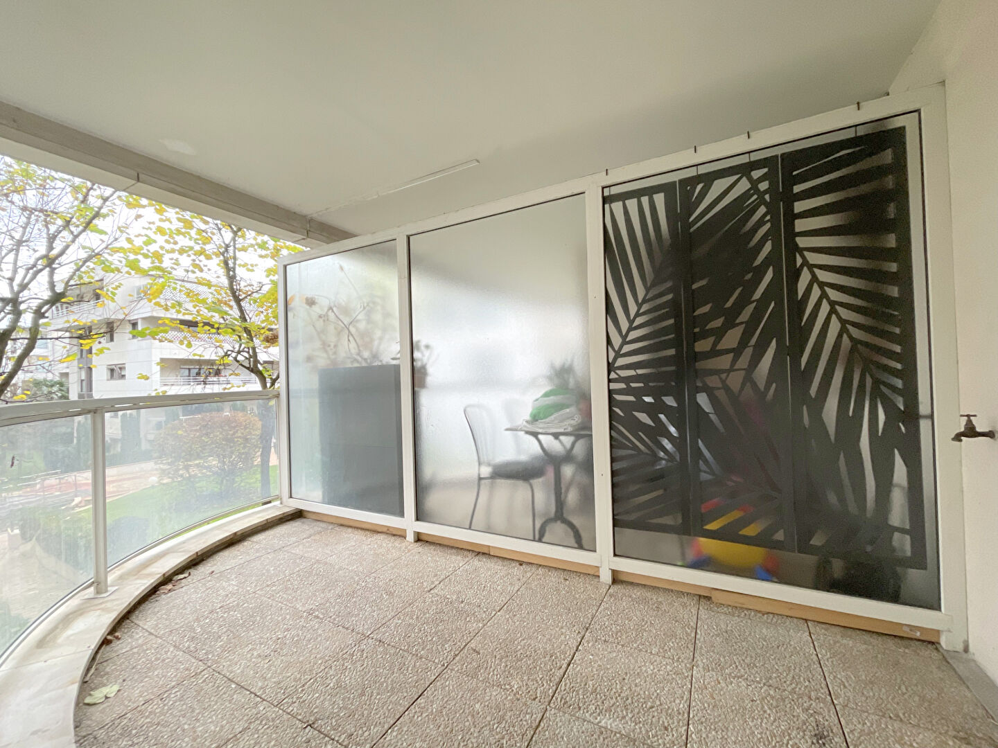 Photo 4 pièces 85 m2 avec balcon, cave et parking image 4/6