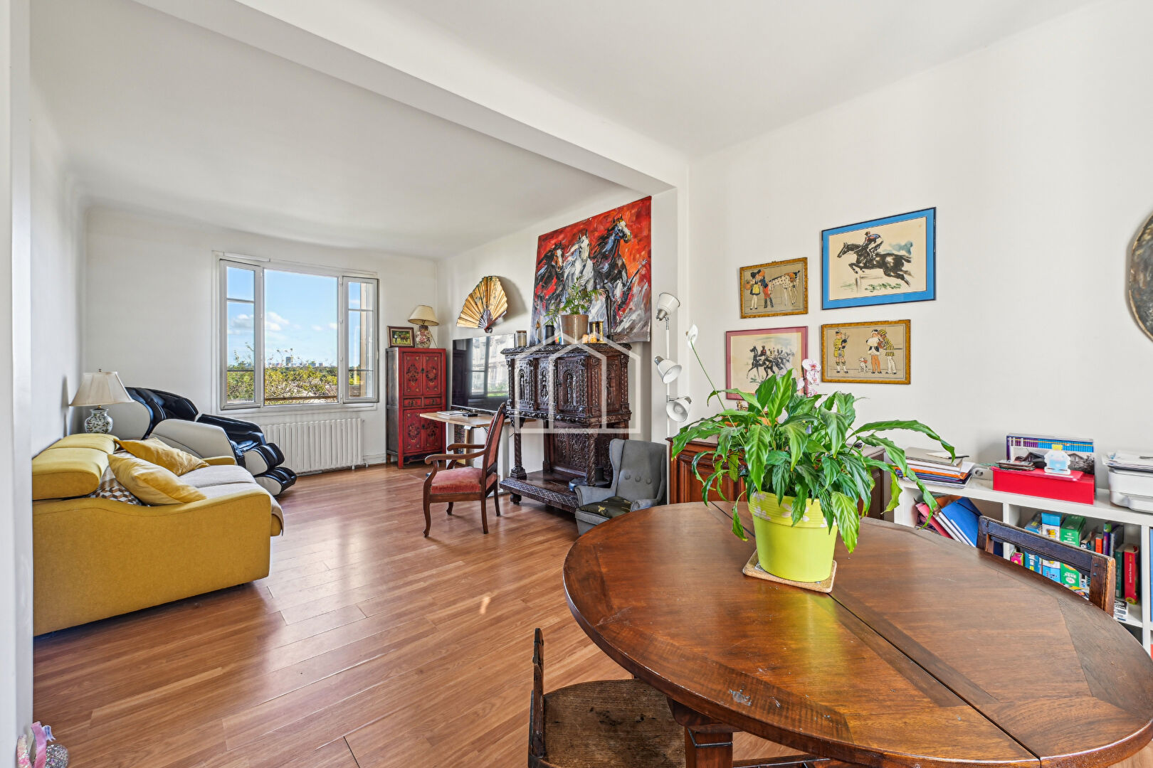 Photo MAISON 170 M2 AVEC JARDIN ET VUE PARIS image 2/6