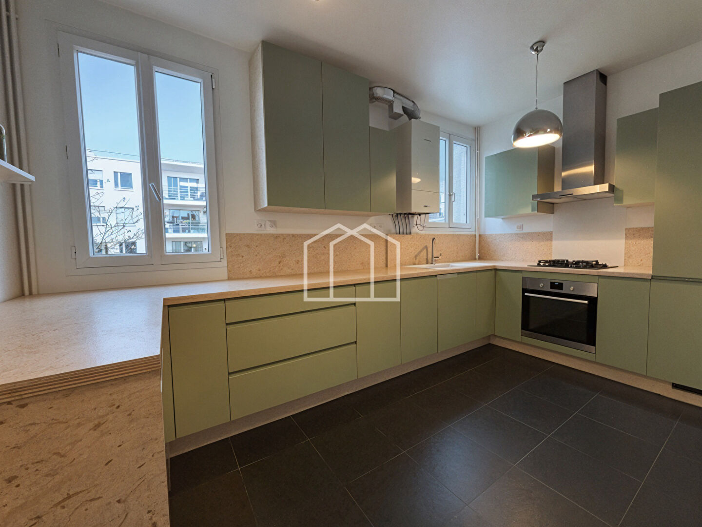 Photo Charmant duplex traversant de 85.69m² avec 3 chambres image 4/6