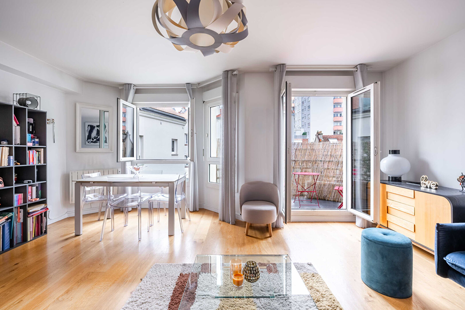 Photo Coeur de ville - Appartement 4 pièces 83.68 m² avec balcon, cave et parking image 4/6