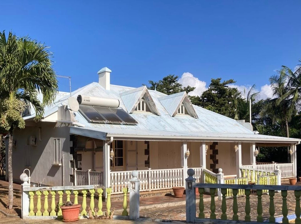 Photo SPLENDIDE PROPRIETE A 5 MINUTES DU CHU image 2/5