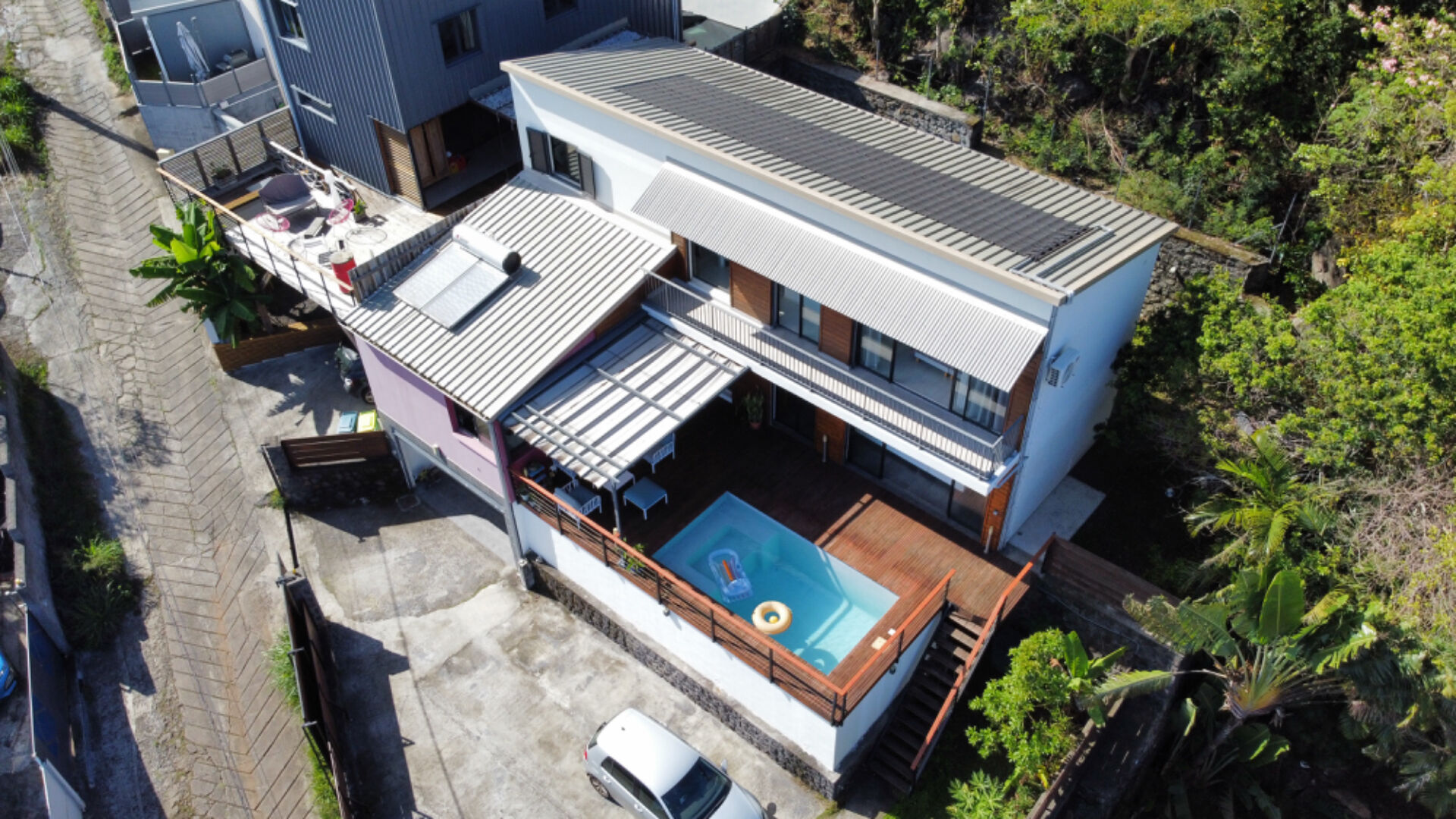 Photo Villa F5/6 avec piscine et vue imprenable sur l'océan à Ravine à Malheur image 2/6