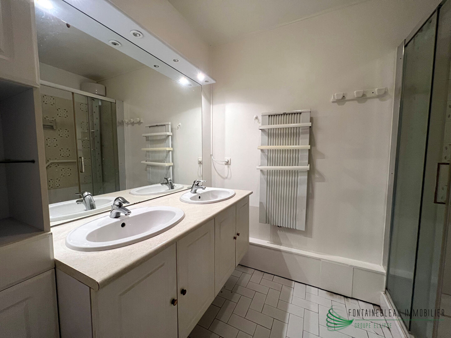 Photo Appartement Fontainebleau 3 pièce(s) 69.65 m2 image 6/6