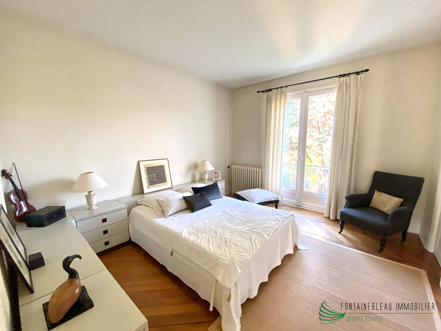 Photo Maison 7 pièce(s) 150 m2 image 2/6