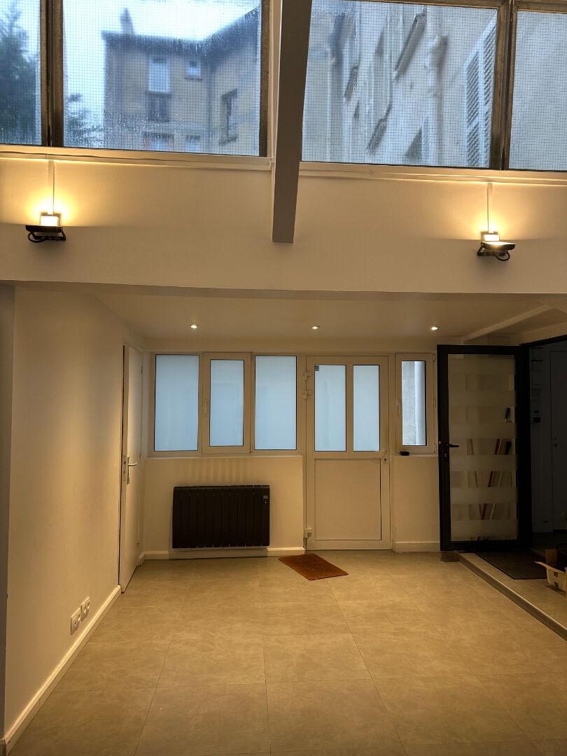 Photo Local commercial Meudon 104 m2 image 2/4