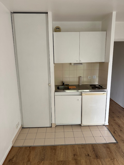 Photo STUDIO LEVALLOIS PERRET - 1 pièce(s) - 18 m2 image 4/6