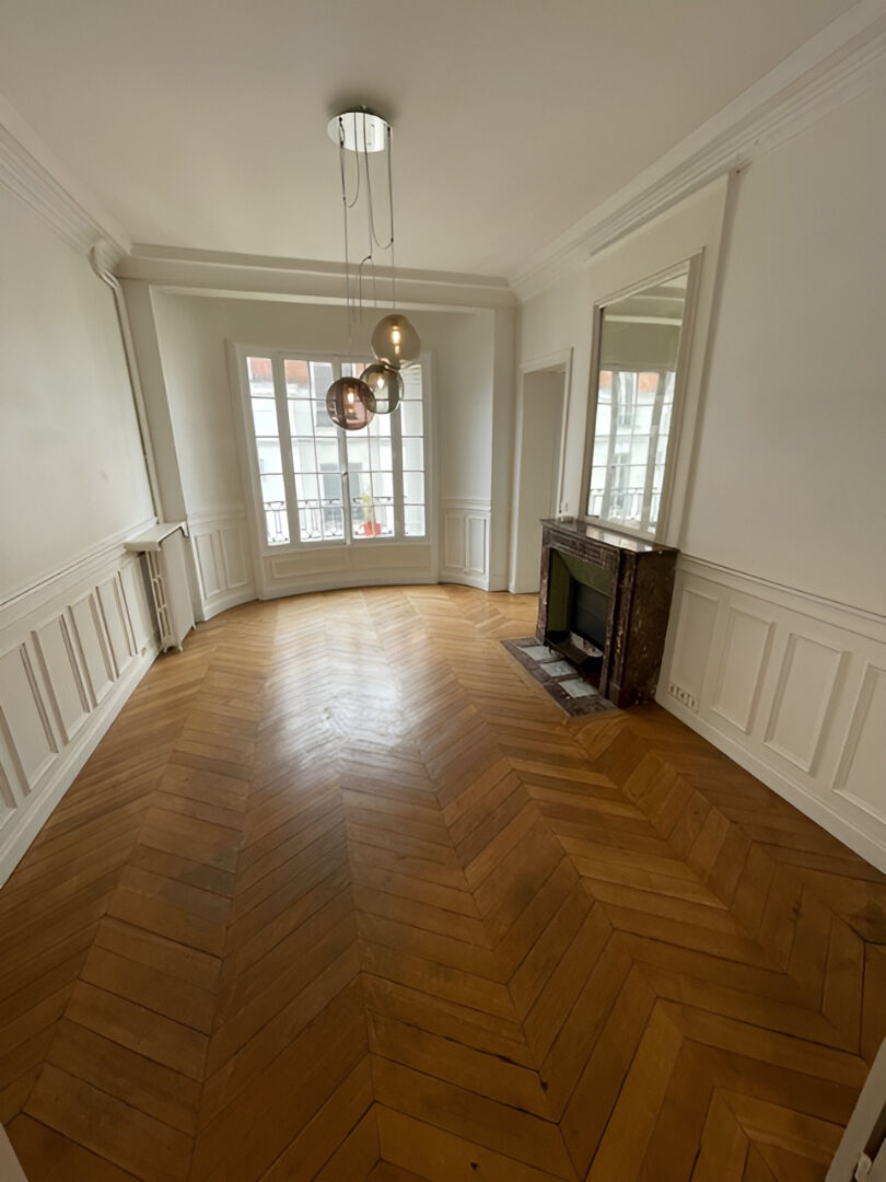 Photo Neuilly-sur-Seine - Appartement 4 pièces - 95m² image 5/6