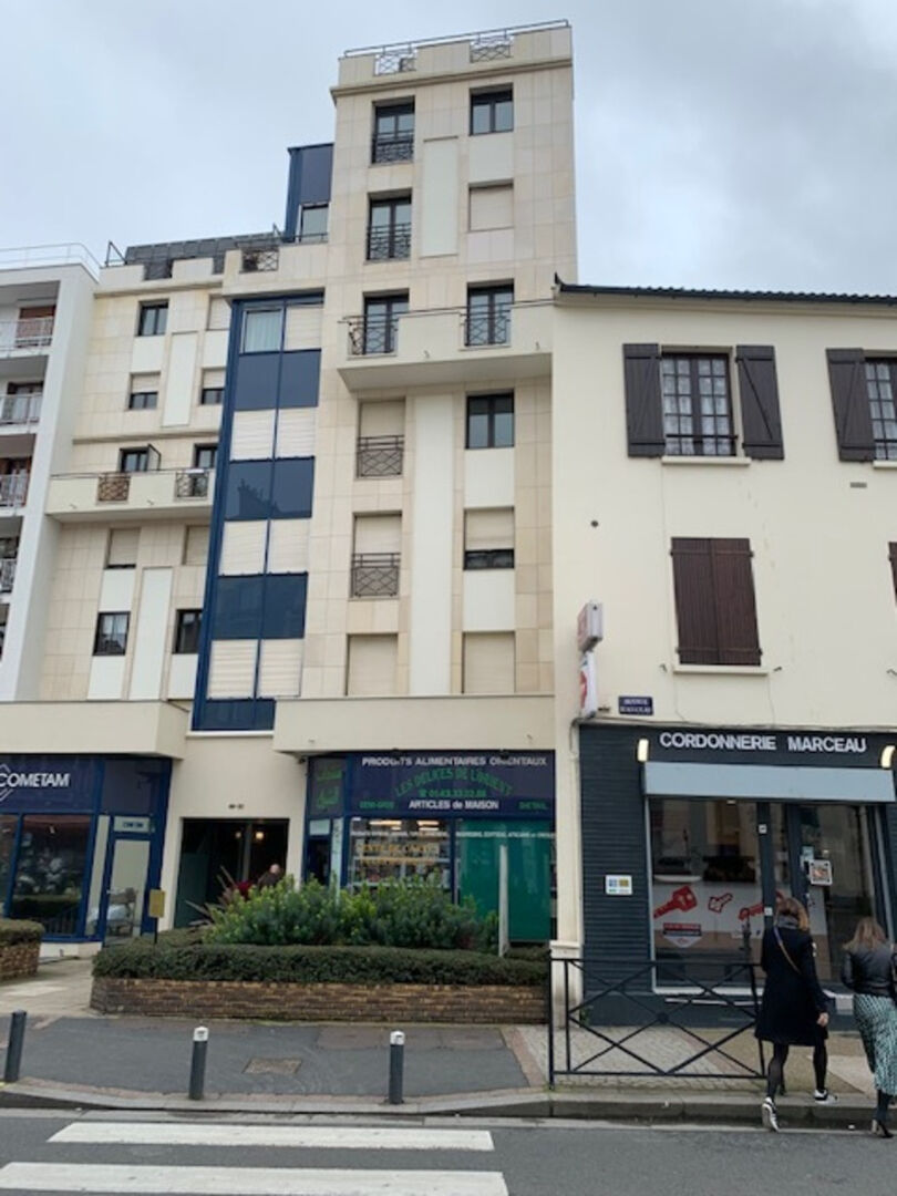 Photo Appartement Courbevoie 1 pièce(s) 23 m² image 4/4