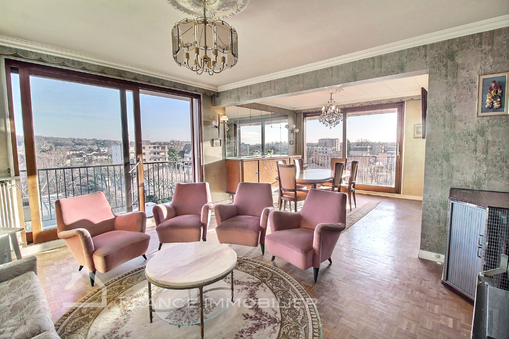 94210 La VARENNE SAINT HILAIRE Appartement  4/5 pièce(s) 90 m2 dernier étage