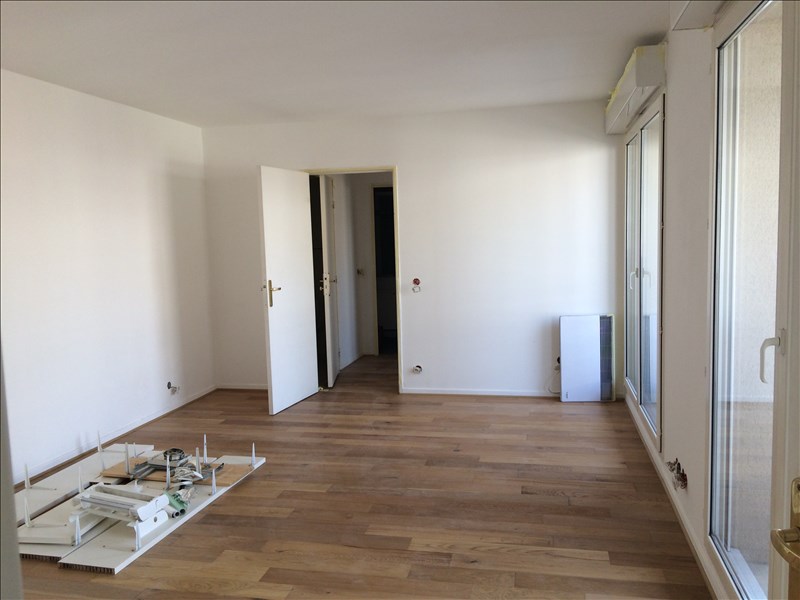 Photo 2 pièces LE PORT MARLY - 2 pièce(s) - 50 m2 image 3/6