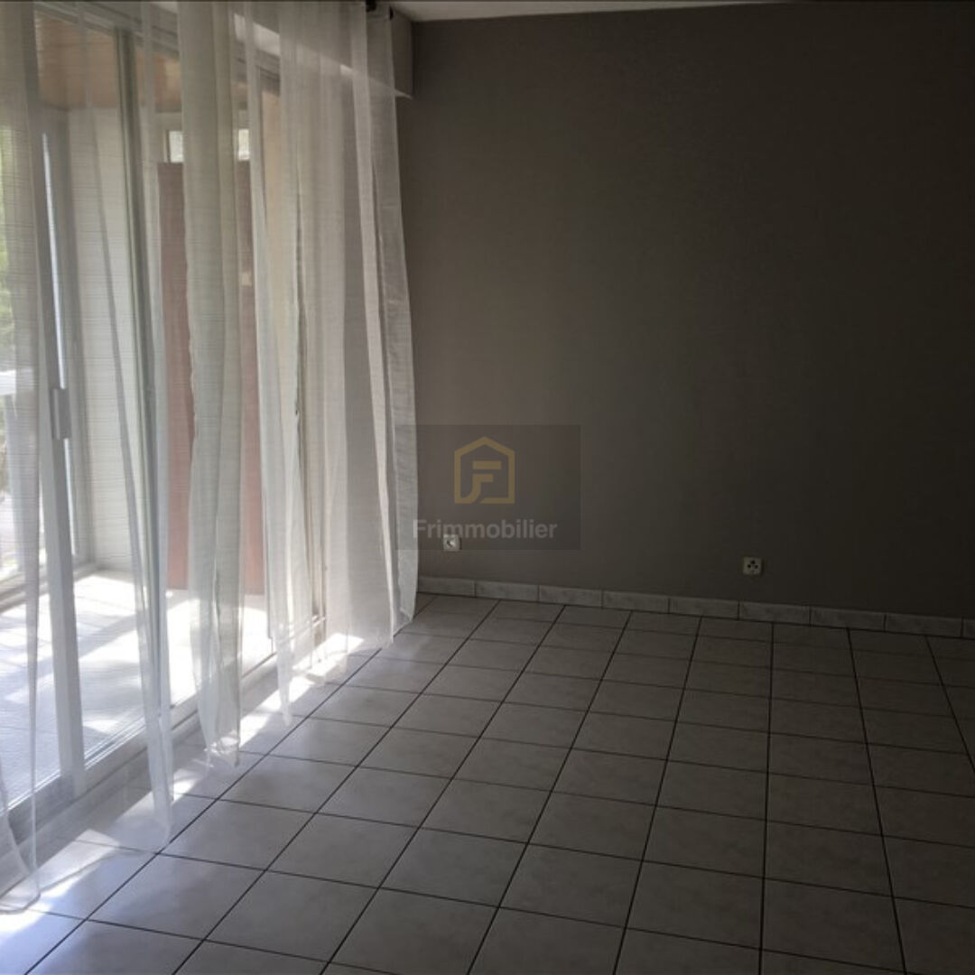 Photo LE PECQ - STUDIO 25.44 m2 image 3/6