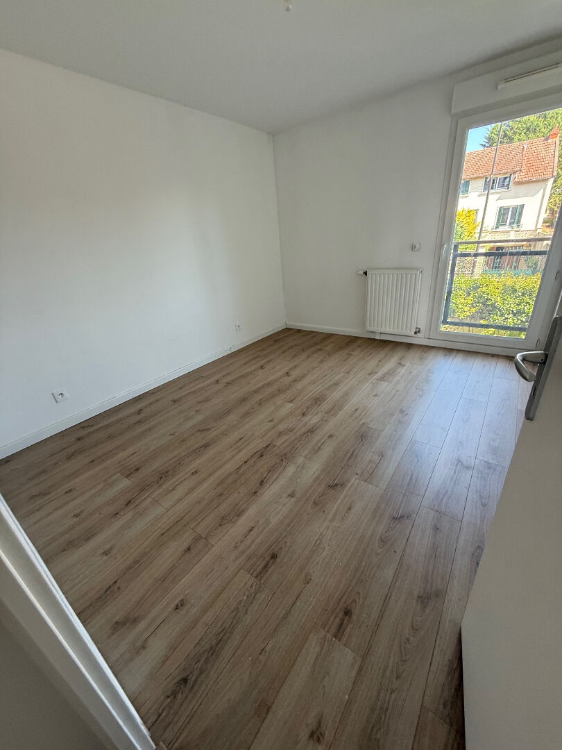 Photo Appartement  3 pièce(s) - SARTROUVILLE image 5/6