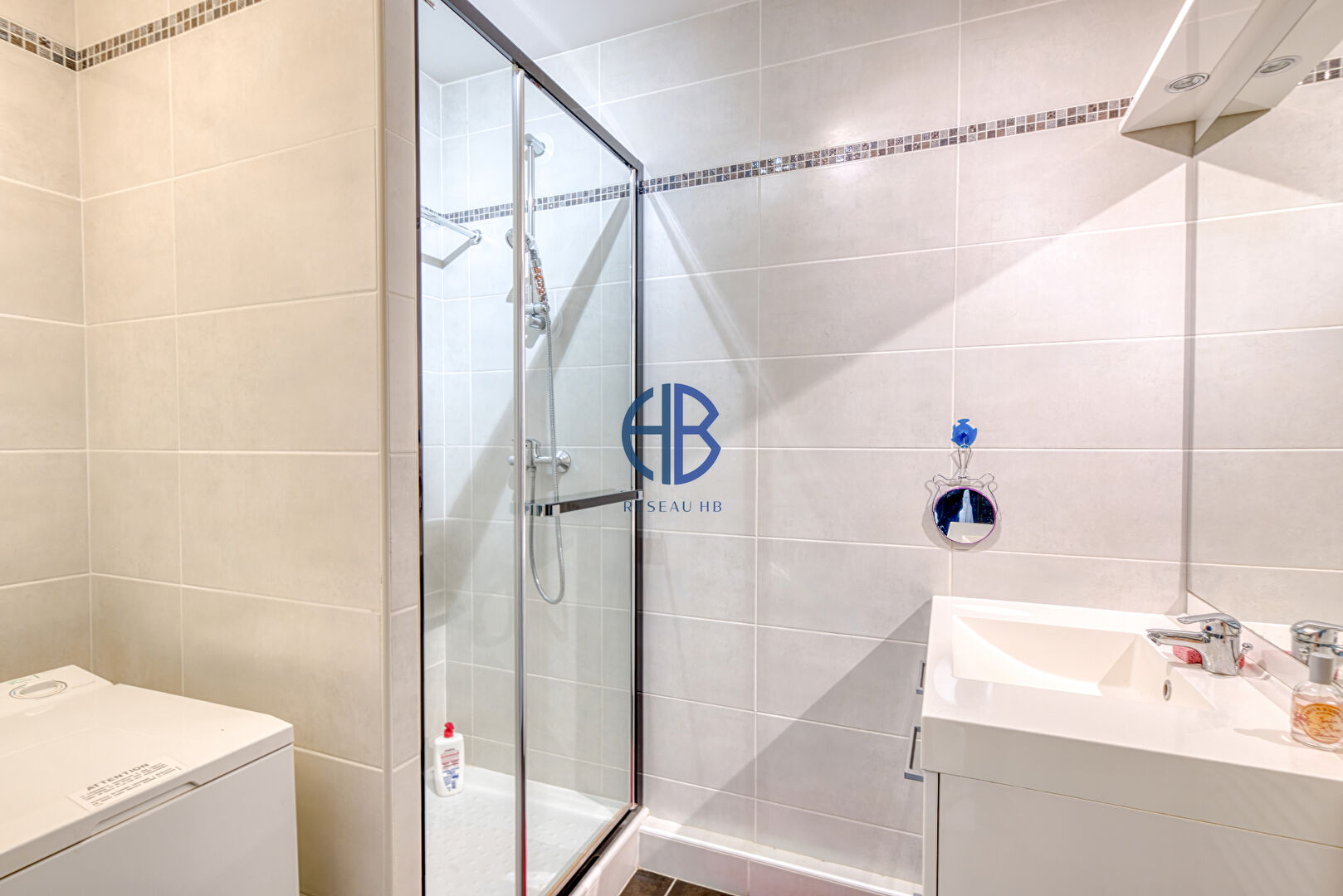 Photo Appartement Saint Bonnet De Mure 3 pièce(s) 65 m2 image 5/6