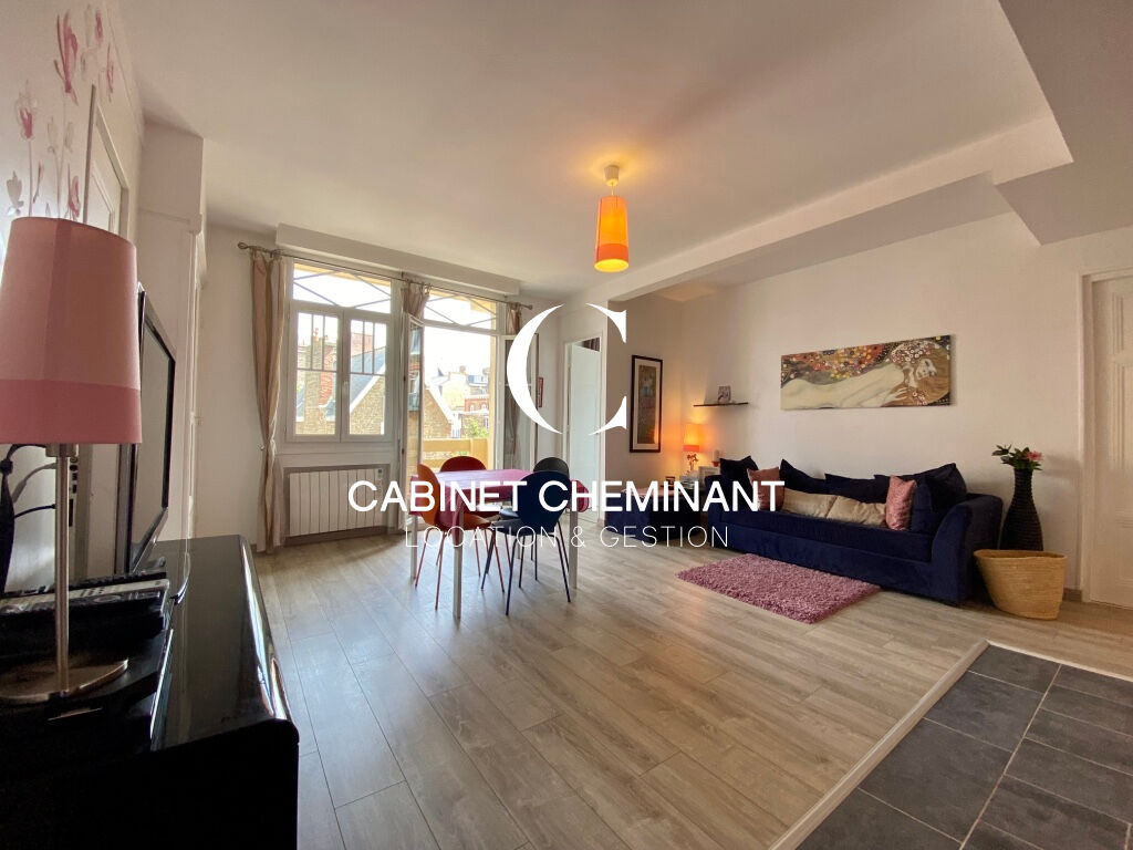 Photo A LOUER APPARTEMENT T3 62M2 PLEIN CENTRE image 2/6