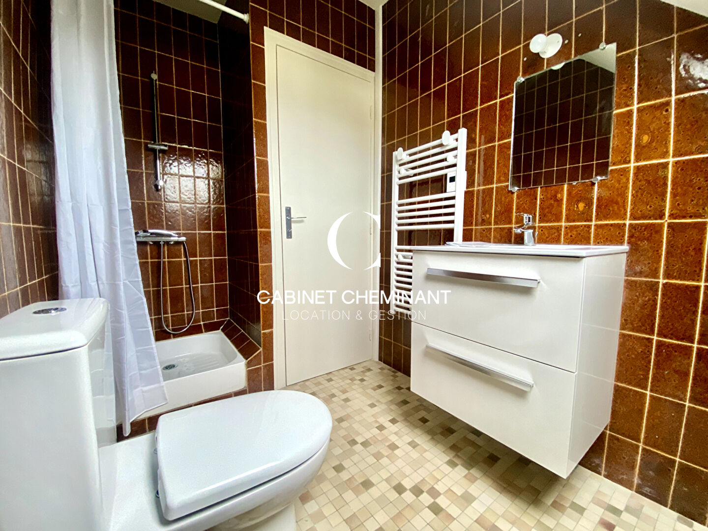 Photo A LOUER A LANCIEUX APPARTEMENT T2 1ER ÉTAGE image 5/6