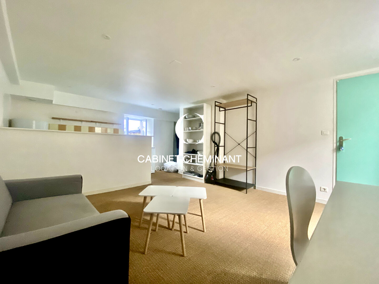 Photo A LOUER A DINAN APPARTEMENT T2 MEUBLE DE 33M2 image 2/6