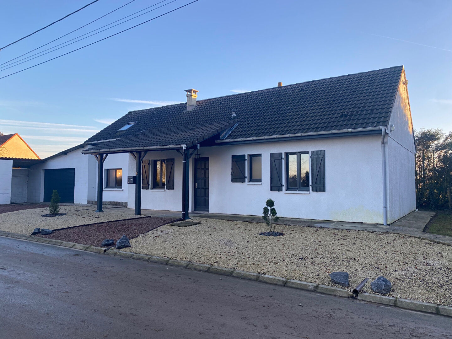 Photo Maison BERNES 5 pièce(s) 110 m2 image 1/6