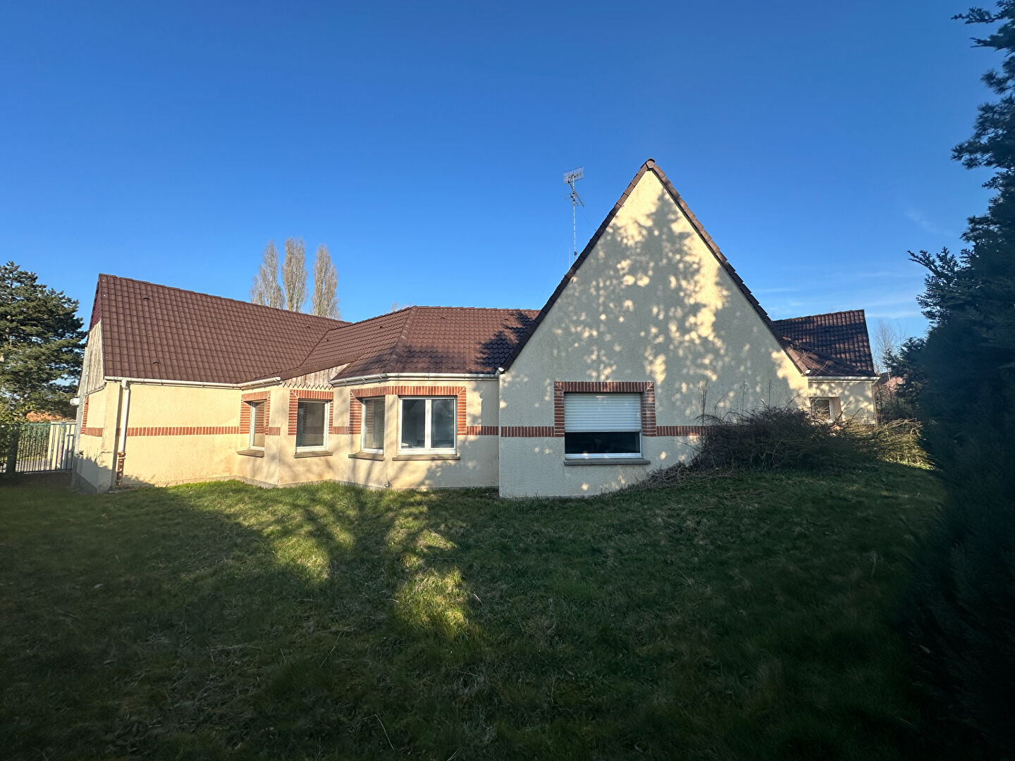 Photo Local professionnel BAPAUME image 2/4