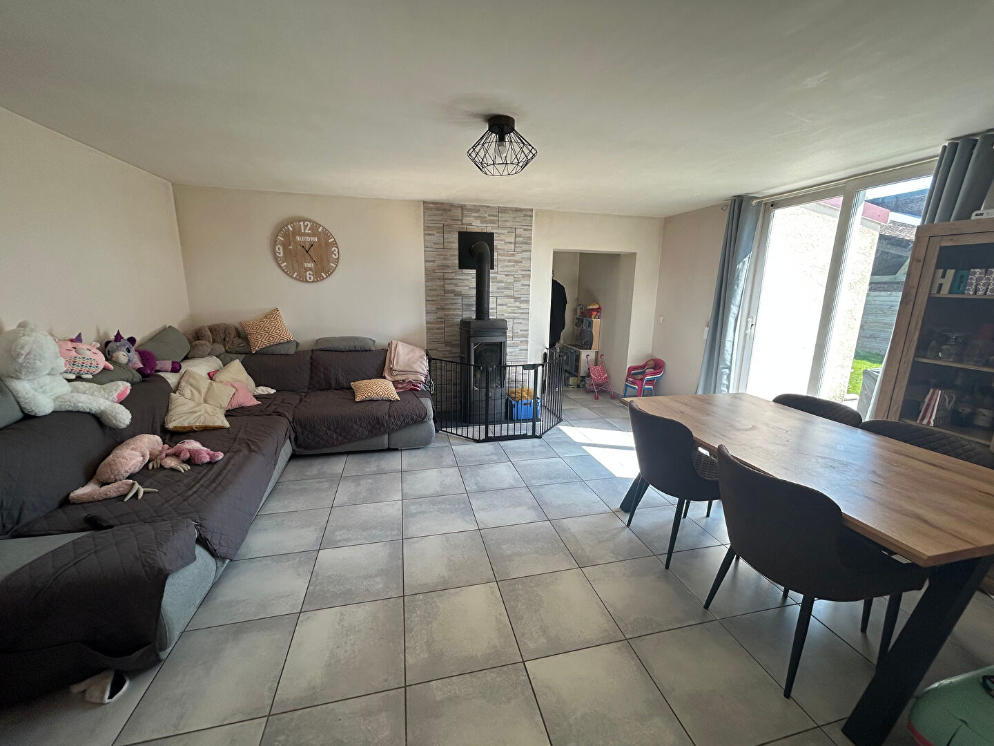 Photo EXCLUSIVITE GERONIMMO - Maison Longère  Plain Pied à Courcelles le Comte image 3/6