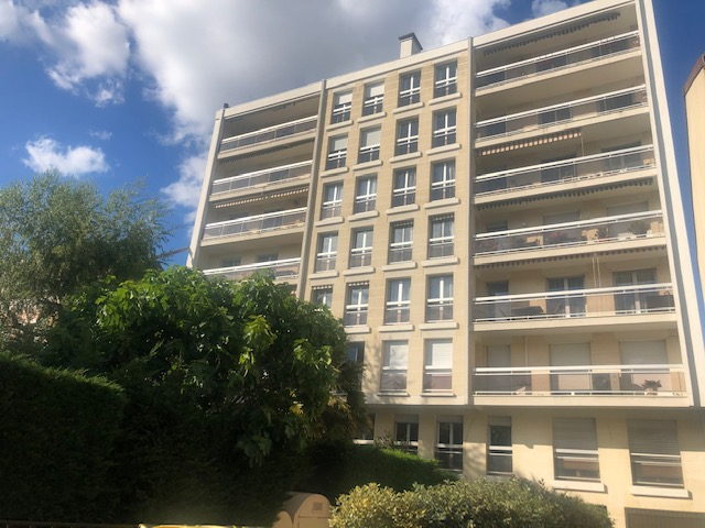 APPARTEMENT MONTMORENCY - 2 pièce(s) - 60 m2