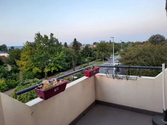 APPARTEMENT ERMONT - 4 pièce(s) - 75 m2