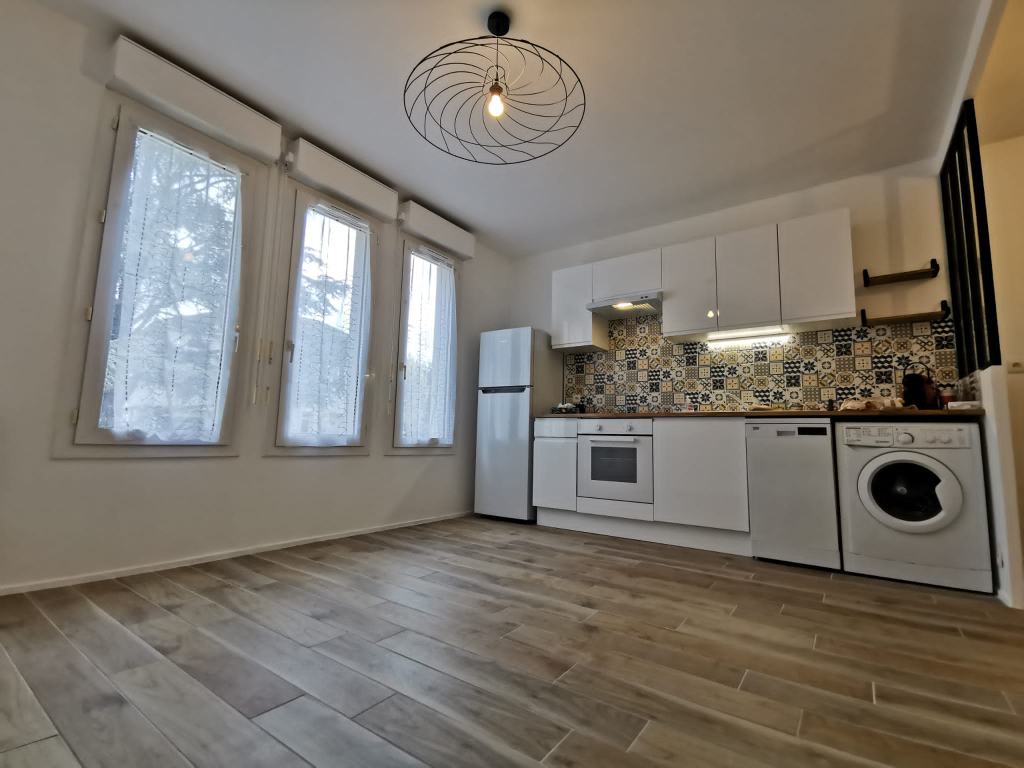 Photo Appartement  1 pièce(s) 25 m2 image 5/6