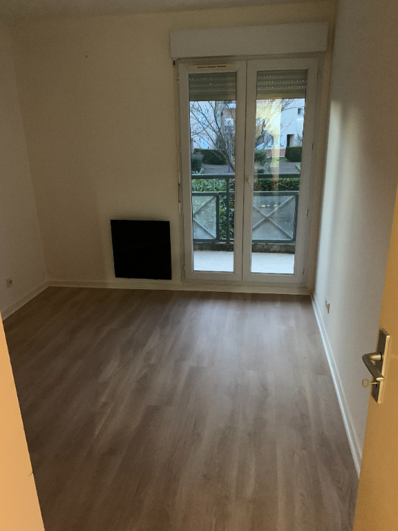 Photo CORMEILLES EN PARISIS - PROCHES TOUTES COMMODITES image 2/3