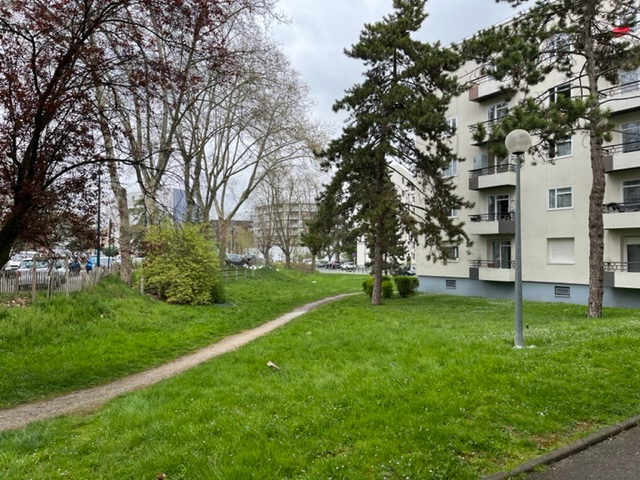Photo APPARTEMENT 3 PIECES VUE DEGAGEE image 3/6