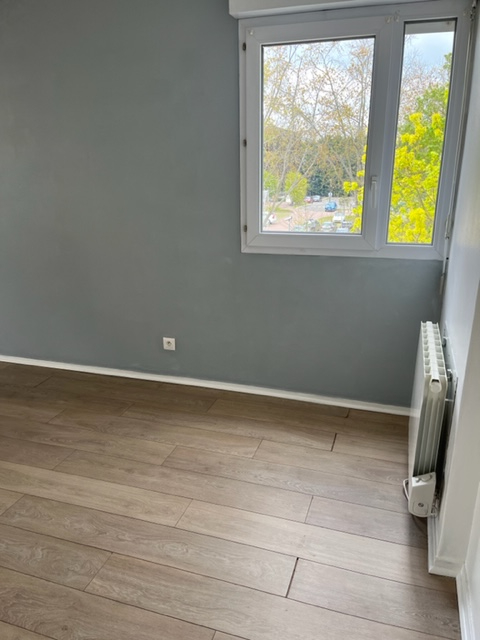 Appartement Cergy Saint Christophe 2 pièce(s - à  deux pas de la gare