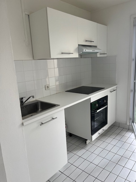 Photo Appartement Cergy Saint Christophe 2 pièce(s - à  deux pas de la gare image 5/6