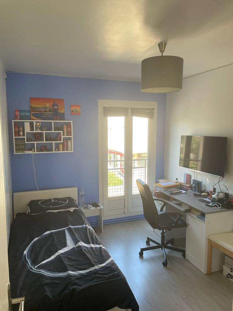 Photo GRAND APPARTEMENT 4 PIECES  LUMINEUX image 6/6