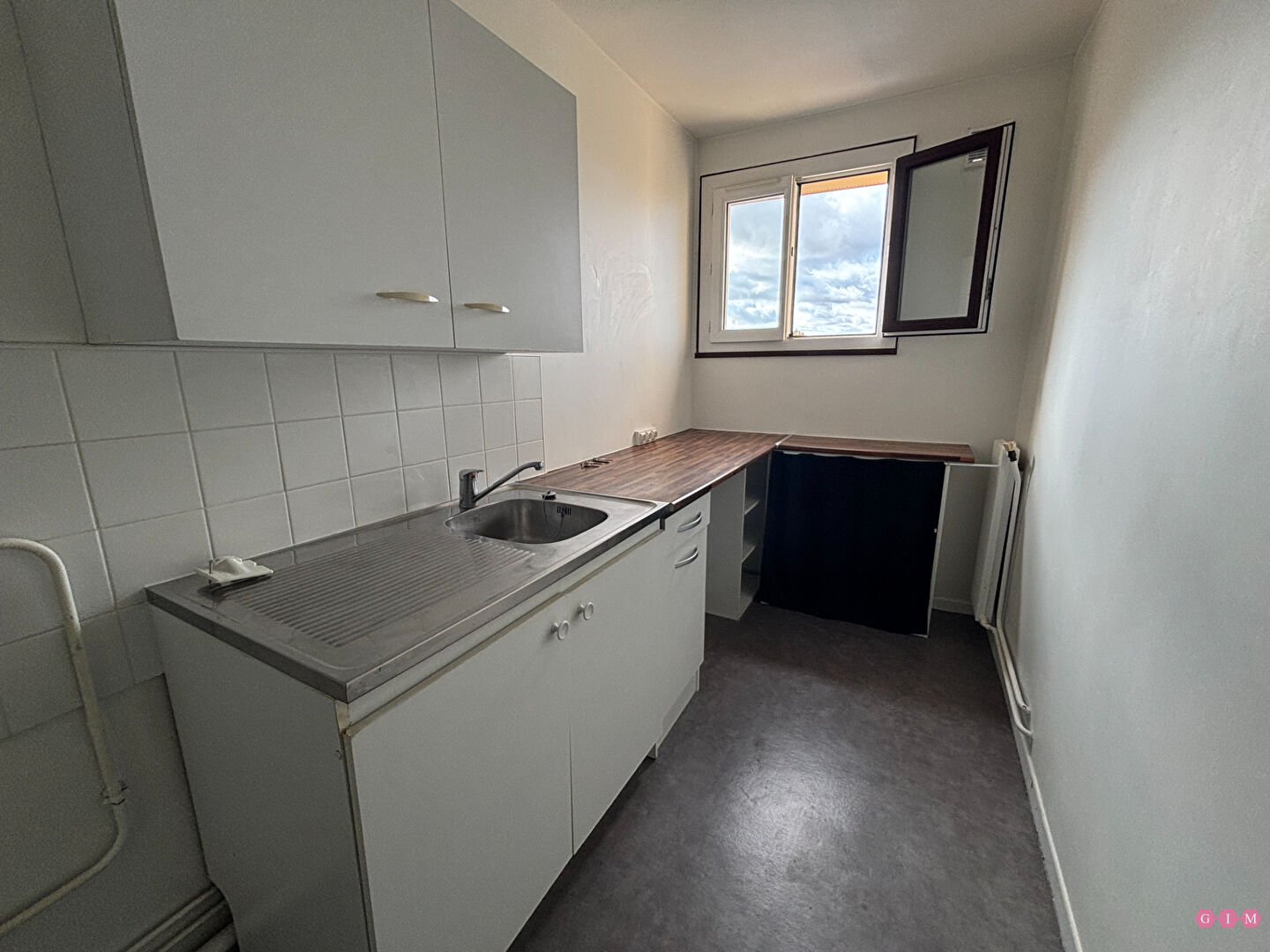 Photo POISSY image 4/6