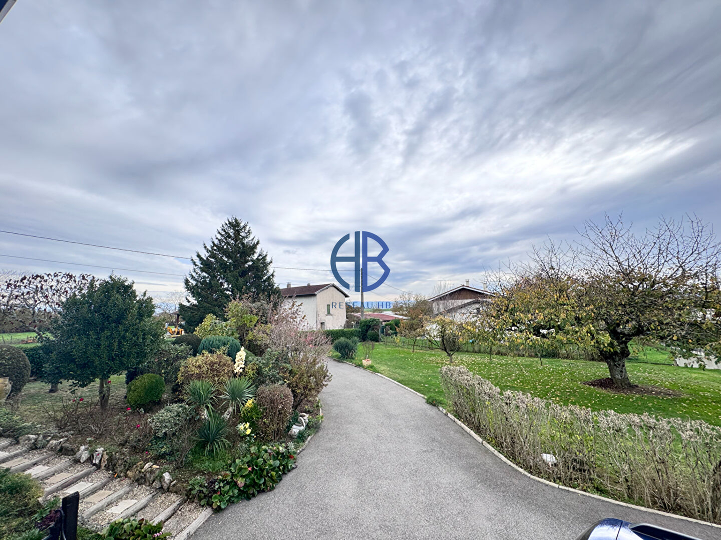 Photo Charmante maison au coeur de Gillonnay image 3/6